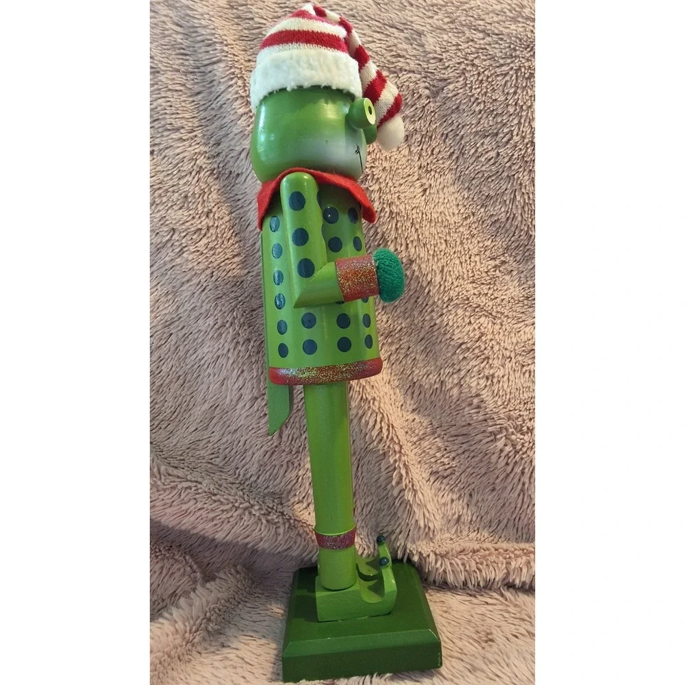 Frog Nutcracker Christmas Holiday Decor Polka Dot Outfit Santa Hat Wood - Picture 5 of 6